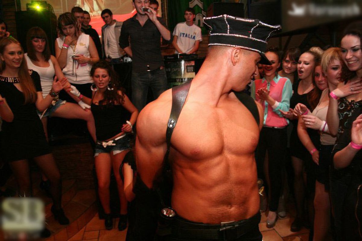 Classic party with male strippers
