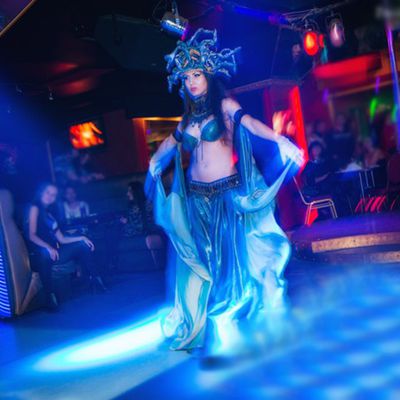 Erotic show on Halloween party 🎃 order striptease - Photo 2